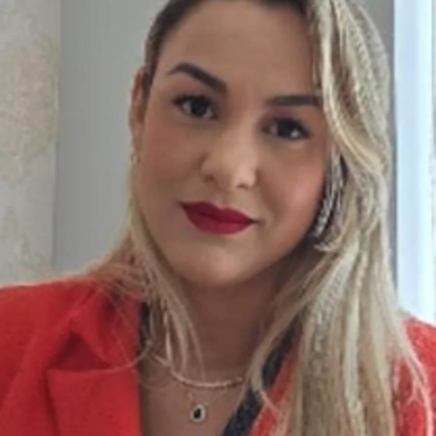 Dra. Vanessa Alves